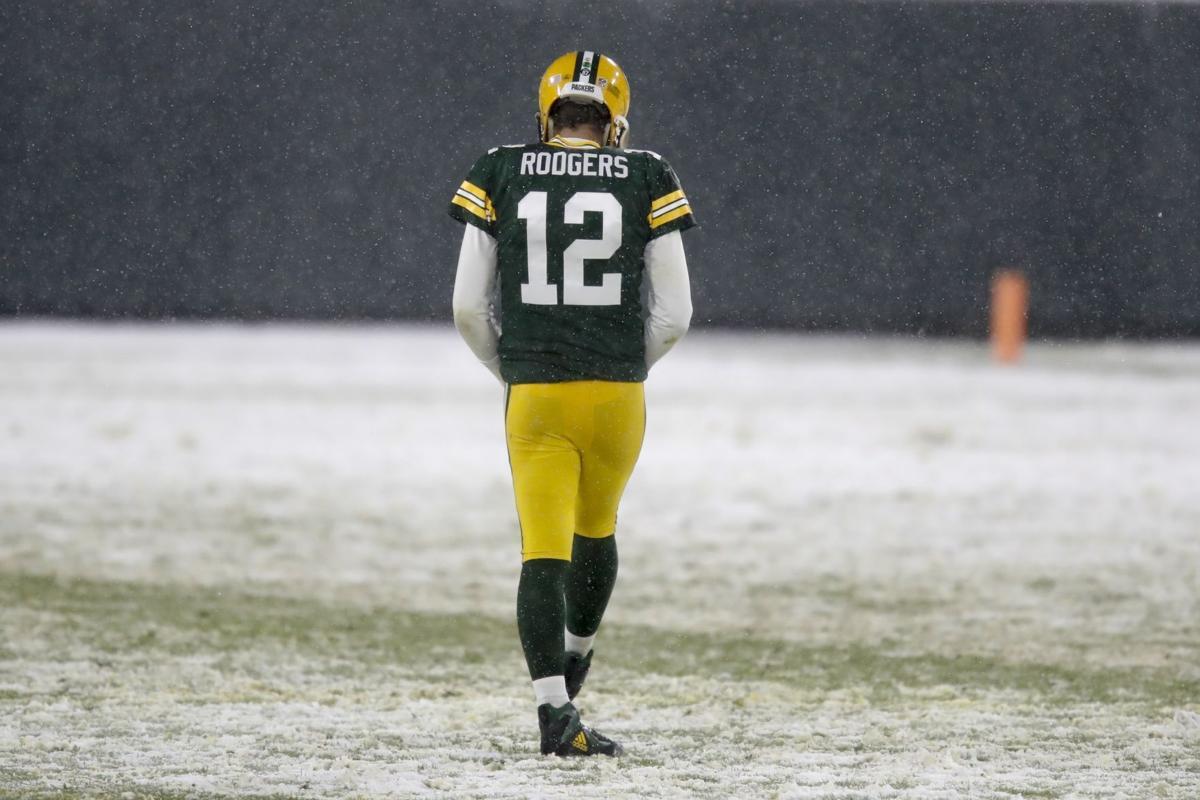 Photos: Green Bay Packers crush Tennessee Titans at snowy Lambeau Field –  thereporteronline