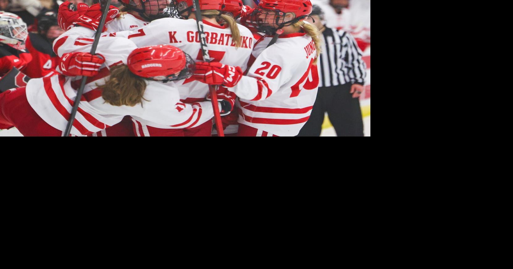 3 things that stood out in Wisconsin women's hockey's rout of St. Cloud State
