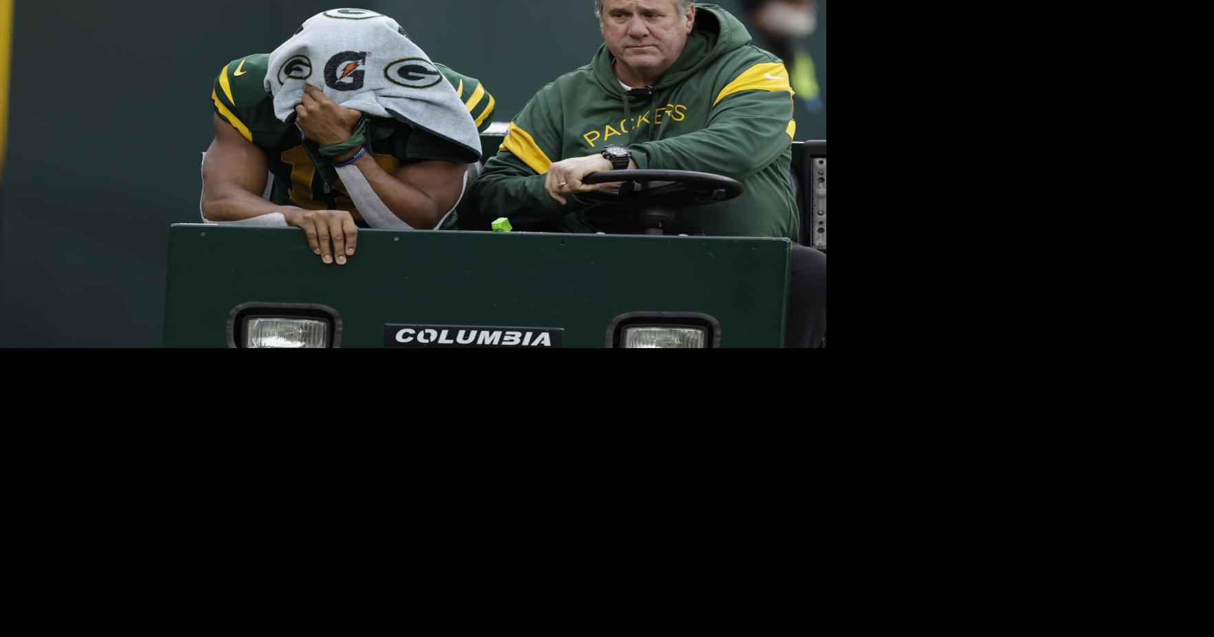 Jets' Sauce Gardner Parades Around Lambeau Field With Cheesehead