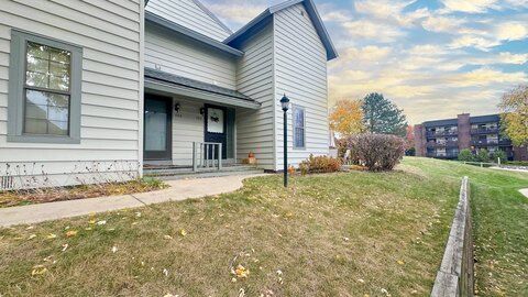 1 Bedroom Home in Gurnee - $179,999