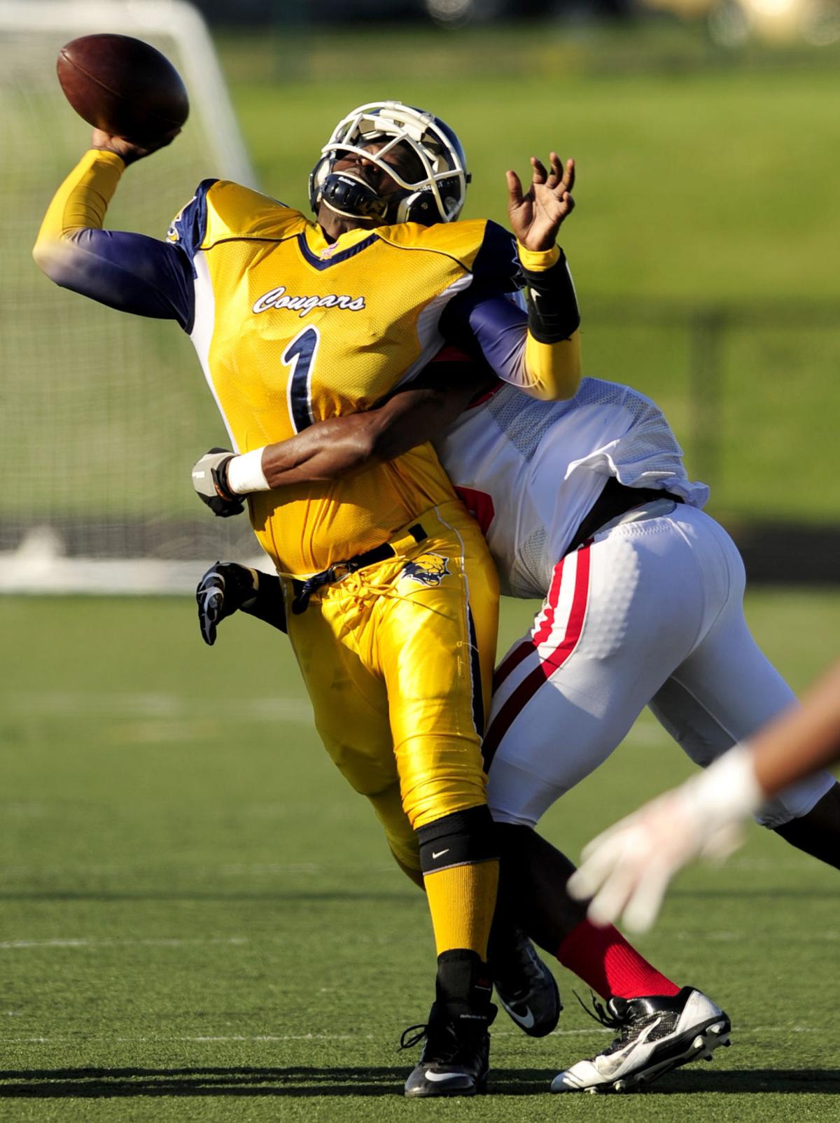 Cougars Fall To Southern Lakes Local Football Kenoshanews Com