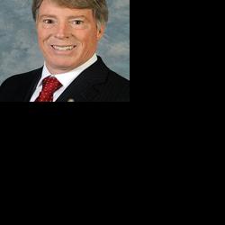 Thomas reminds veterans of services - Vimarsana News