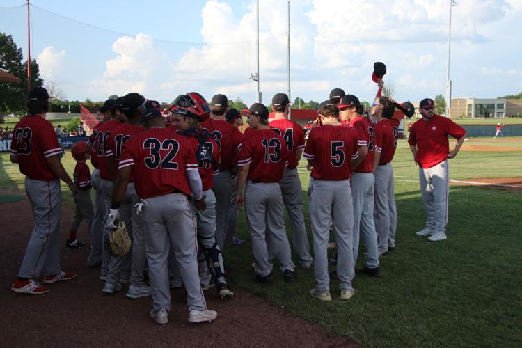 Hoppers drop opening night contest 136 to Bowling Green Sports