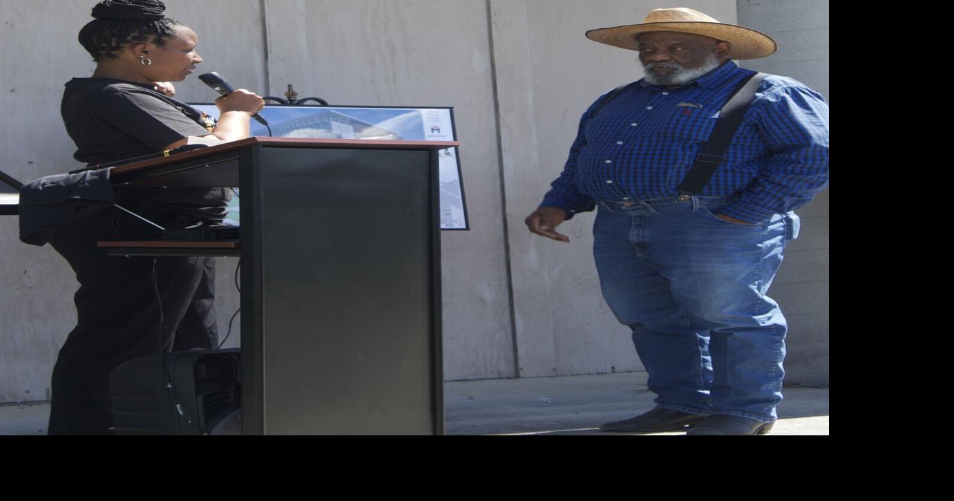 Men2Be unveils markers honoring history