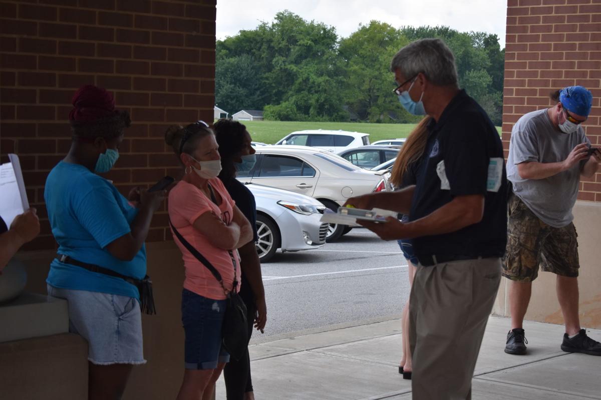 Citizens Seek Unemployment Help At Hopkinsville Site News Kentucky New Era