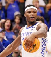 National player of the year Oscar Tshiebwe announces return to Kentucky
