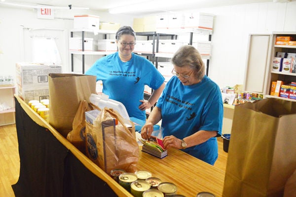 Handing Out Hope Food Pantry Opens At Oak Grove Church Living