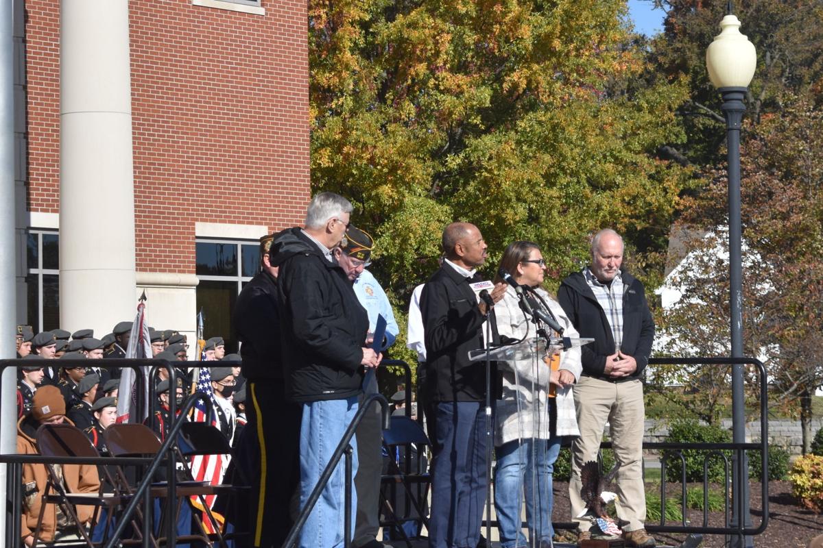 VETS PARADE PHOTO 2