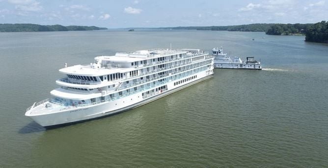 Cruise ship is successfully dislodged - Vimarsana News