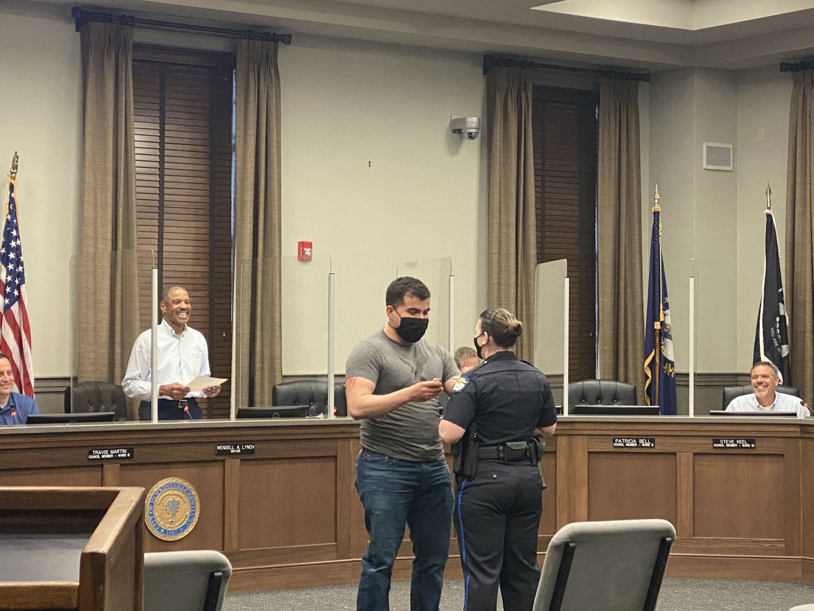 Hopkinsville City Council swears in new HPD officer - Vimarsana News