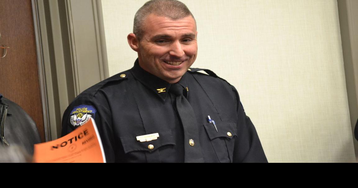 Sumner sworn in as police chief News Kentucky New Era