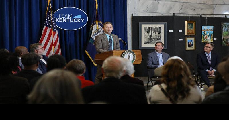 House named Kentucky Poet Laureate | News | Kentucky New Era