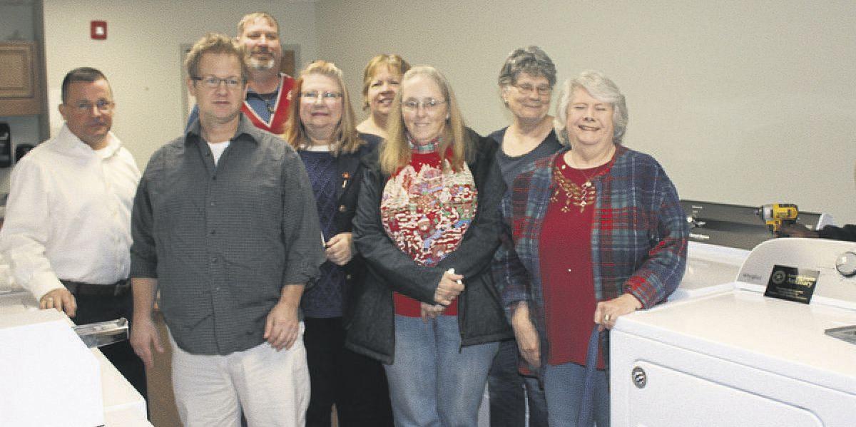 American Legion Auxiliary Uses Grant To Help Veterans Center