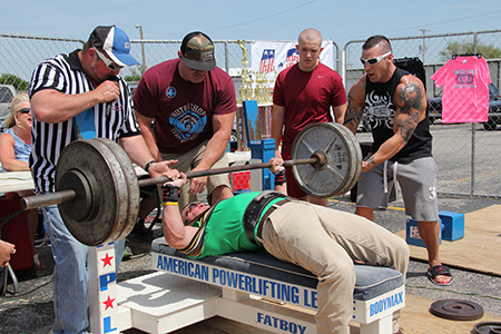 Teenage Colorado powerlifters break records at national competition