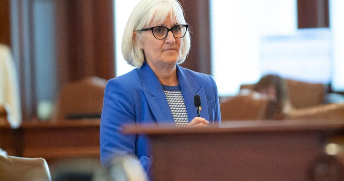 Amid artificial intelligence explosion, Illinois lawmakers debate best path to regulate