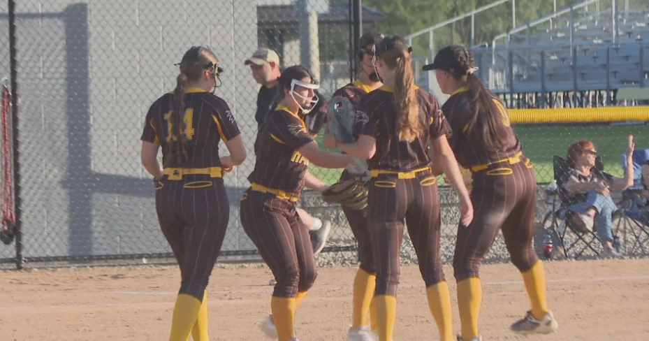 Hawks vs Panthers: Central Lee, Pekin face off on softball, baseball diamond Hayden Donaldson Jun 15, 2026 Jun 15, 2026 Updated 8 hrs ago