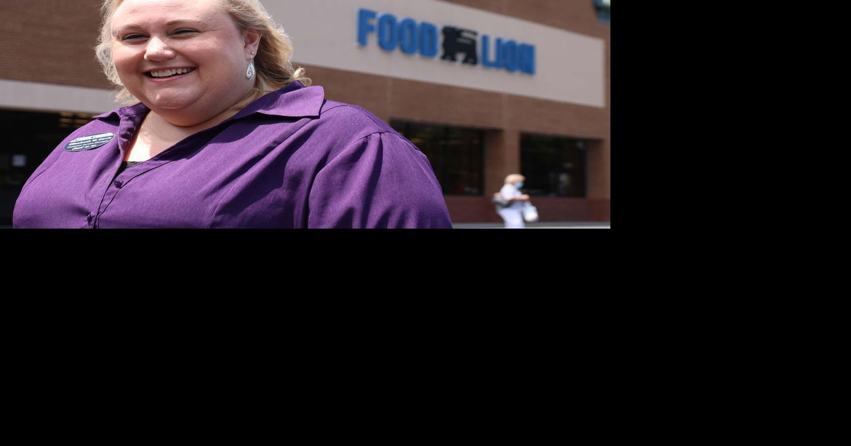 Lenoir County woman celebrates 35 years as Food Lion employee