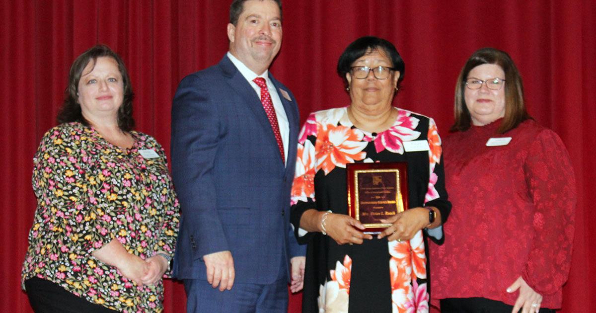 EC Program leader for LCPS honored with state Distinguished Service Award - Vimarsana News