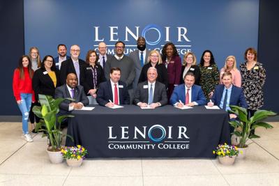 Building Local Teacher Pipeline Through “LEAP” Fellowship | Education |  kinston.com