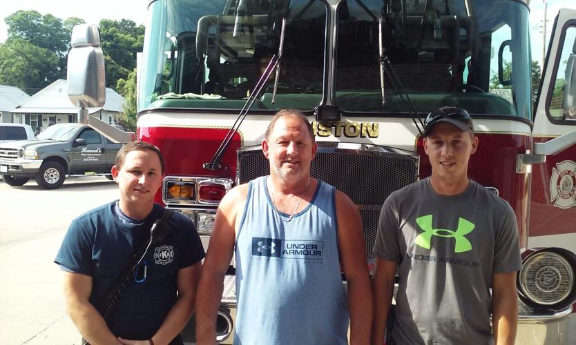 PHOTOS Howard family business on Father's Day Local News