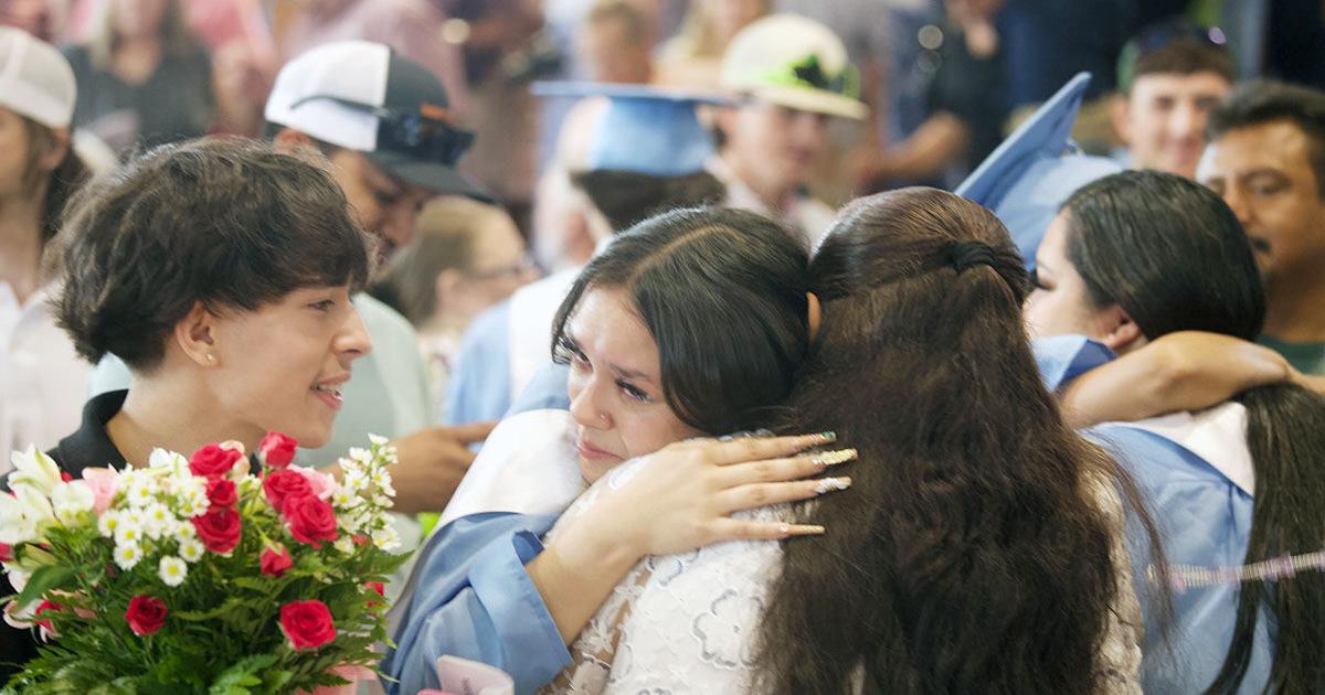 LCPS seniors close out challenging, yet successful, chapter at graduation - Vimarsana News