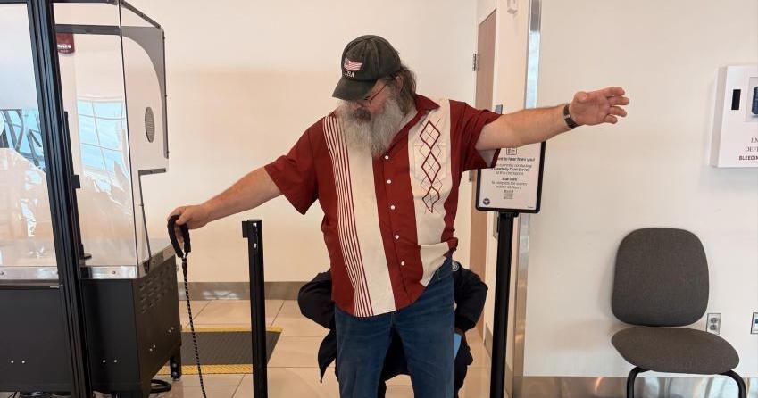 'He's there to comfort me': Paws of War trains service dogs at OAJ