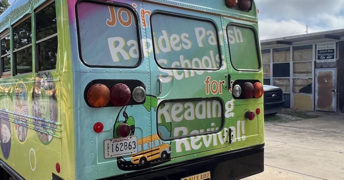 Rapides Parish Schools Bring Literacy Buses to Improve Student Reading