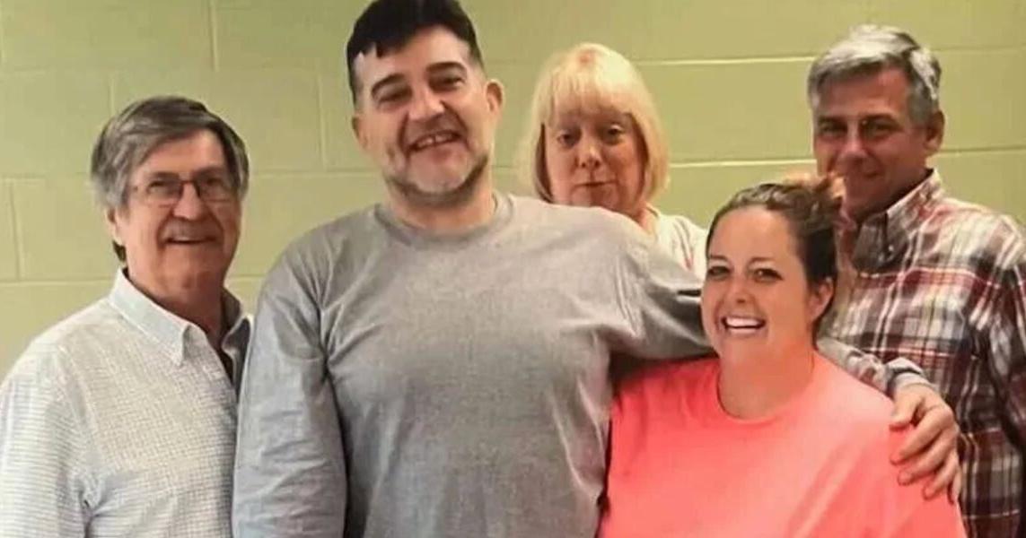 Louisiana libera bajo fianza a un hombre que pasó casi tres décadas en el corredor de la muerte