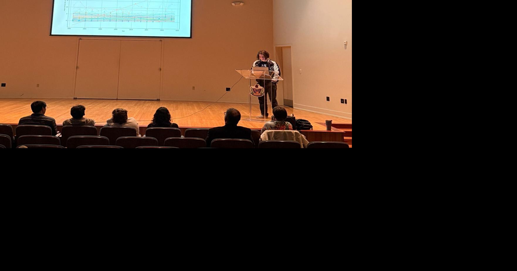 LSMSA Students Present Interdisciplinary Research in New Data Analysis for the Humanities Course