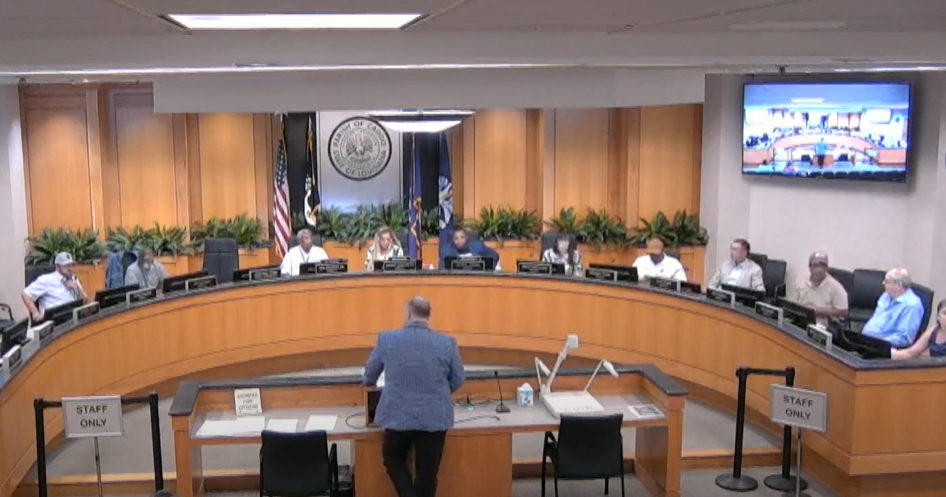 Caddo Commission advances ordinance to restrict manufactured homes