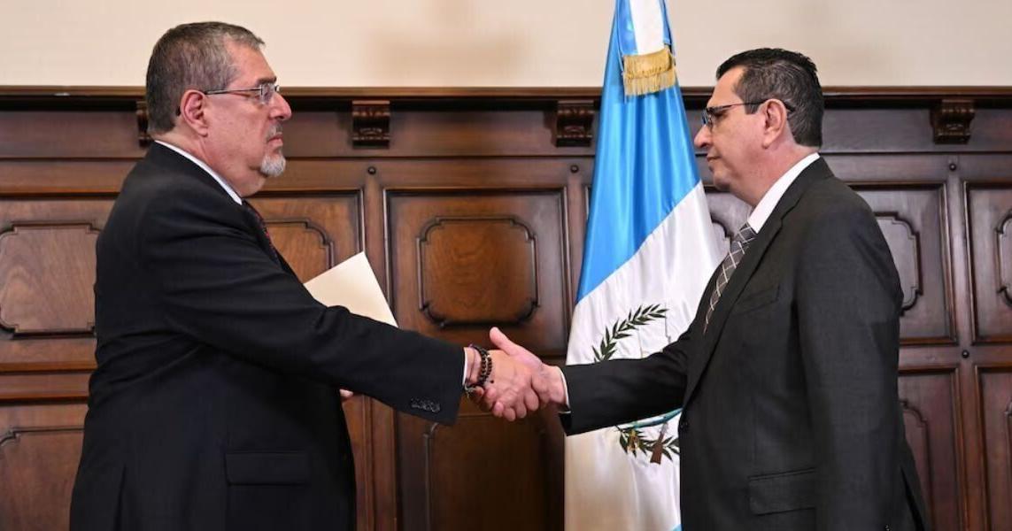 Gabriel García Luna asume Fiscalía de Guatemala con promesa de transparencia