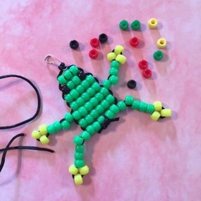 Create bead pets at the Rockport library, Archives