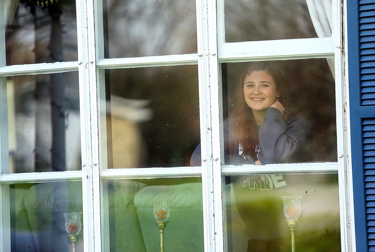 Senior-Julia Murphy.jpg