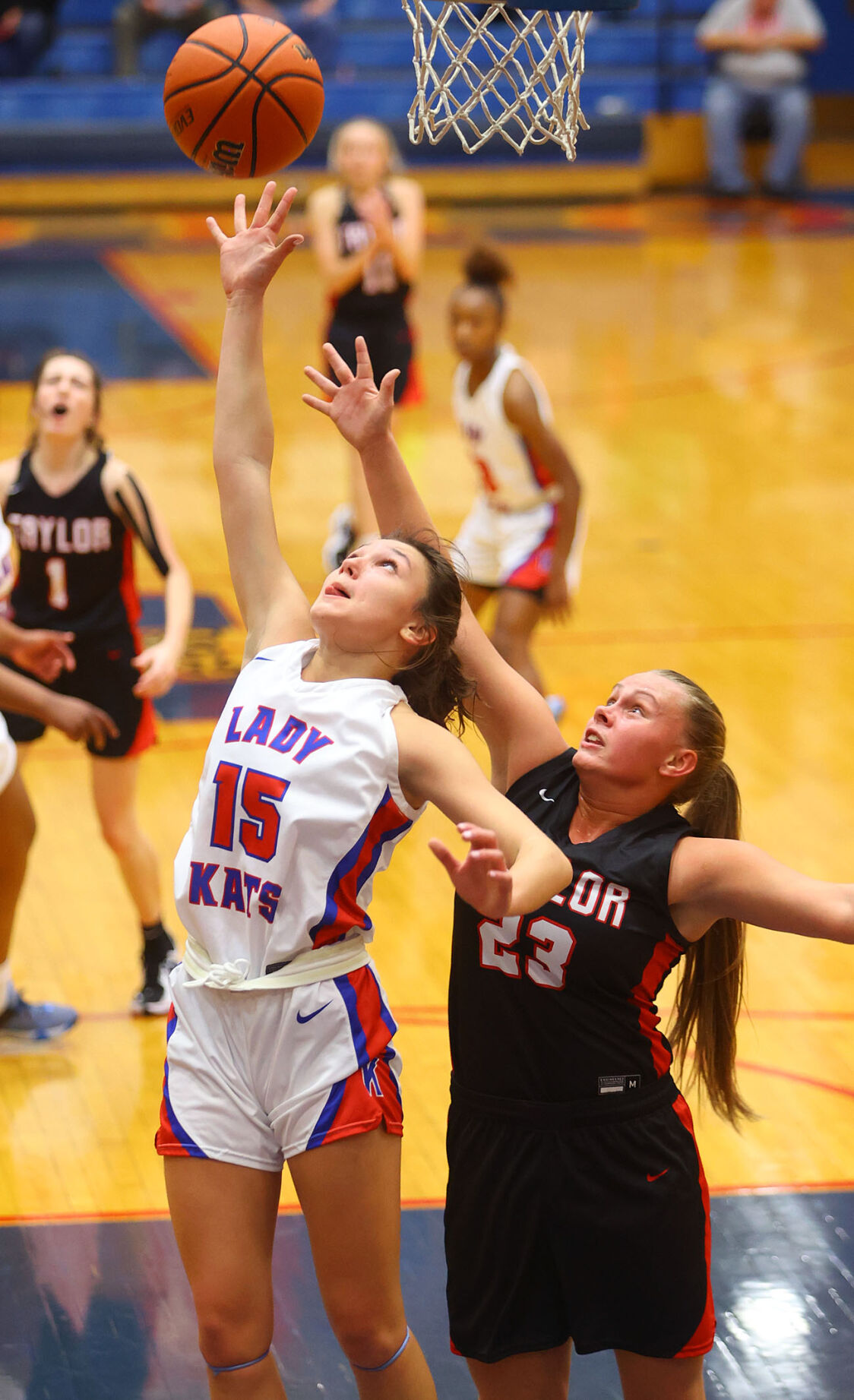 Taylor vs KHS GBB 05.jpg