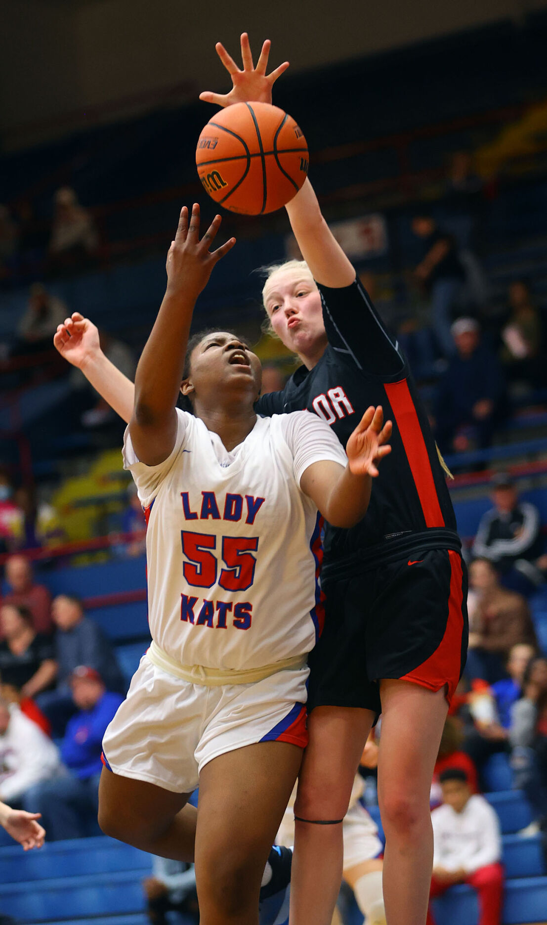 Taylor vs KHS GBB 06.jpg