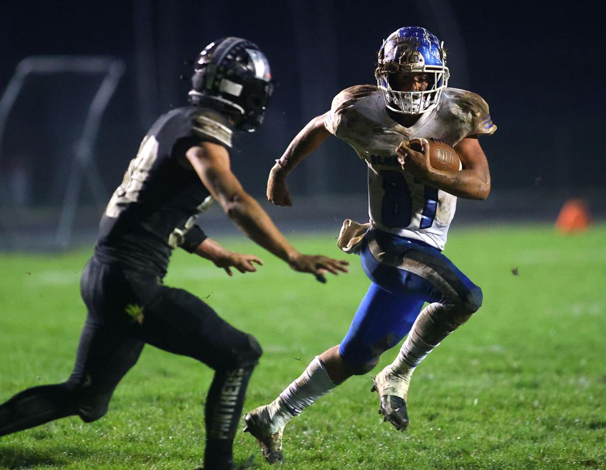 Western vs Tipton fball 05.jpg