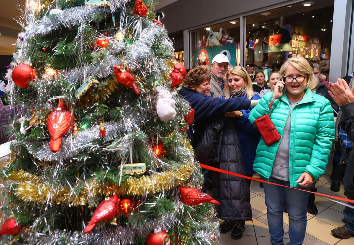 We Care tree auction 01.jpg