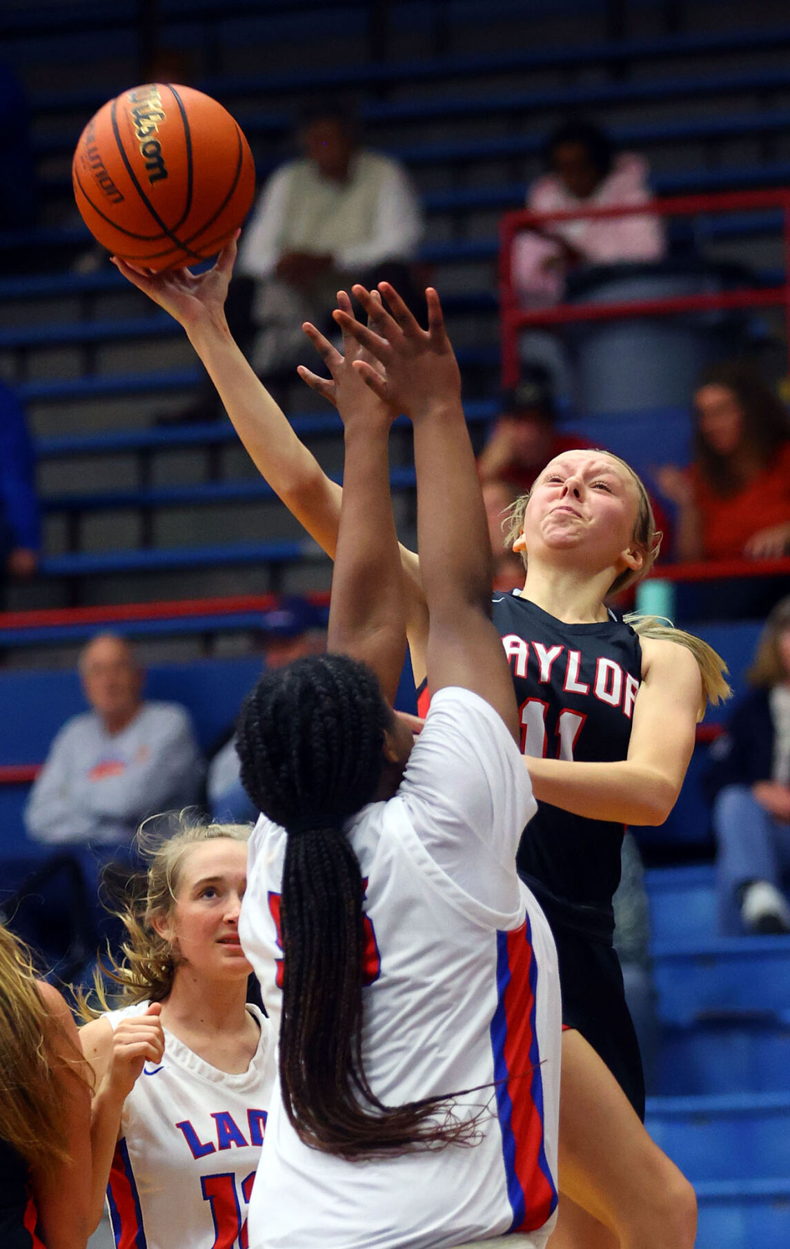 Taylor vs KHS GBB 08.jpg