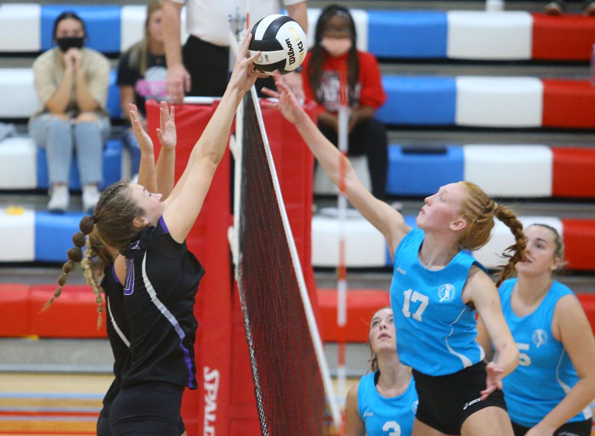 NW vs Mac sect vball WEB ONLY 34.JPG