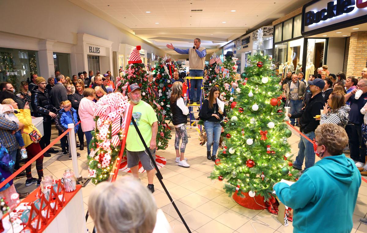 We Care tree auction 04.jpg