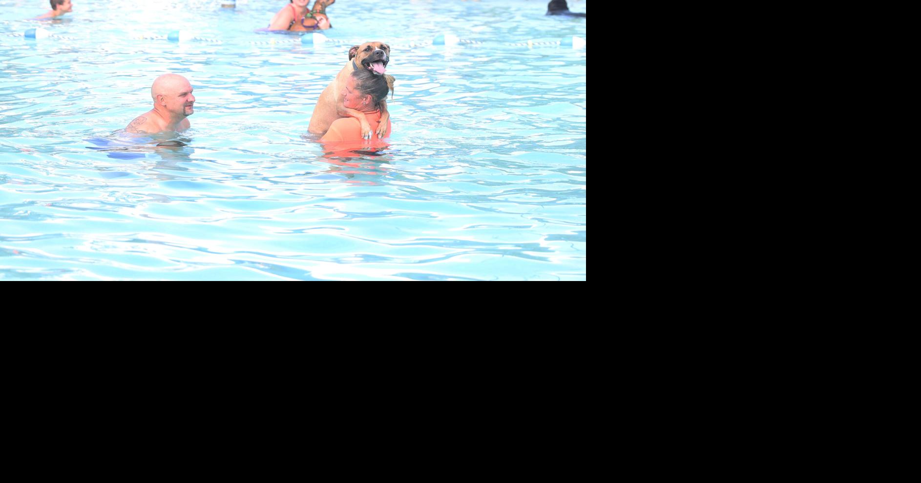 Pooches take over Kokomo Beach to close out the season