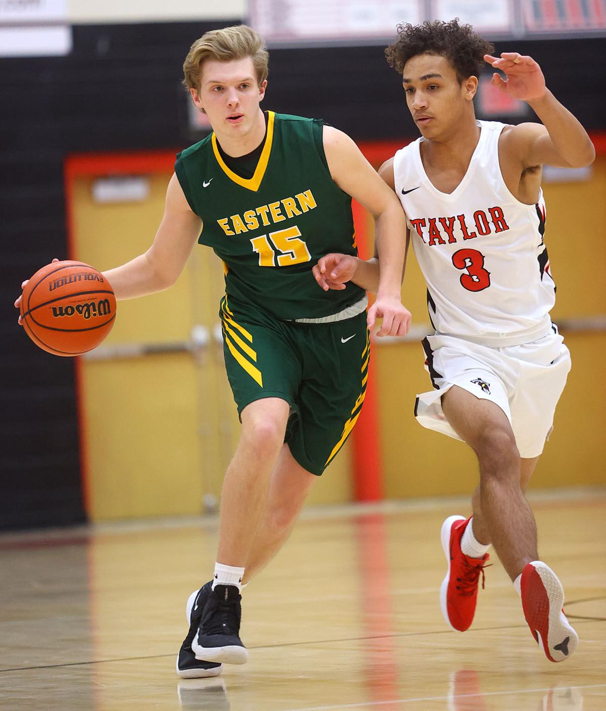Eastern vs Taylor BBB 02.jpg