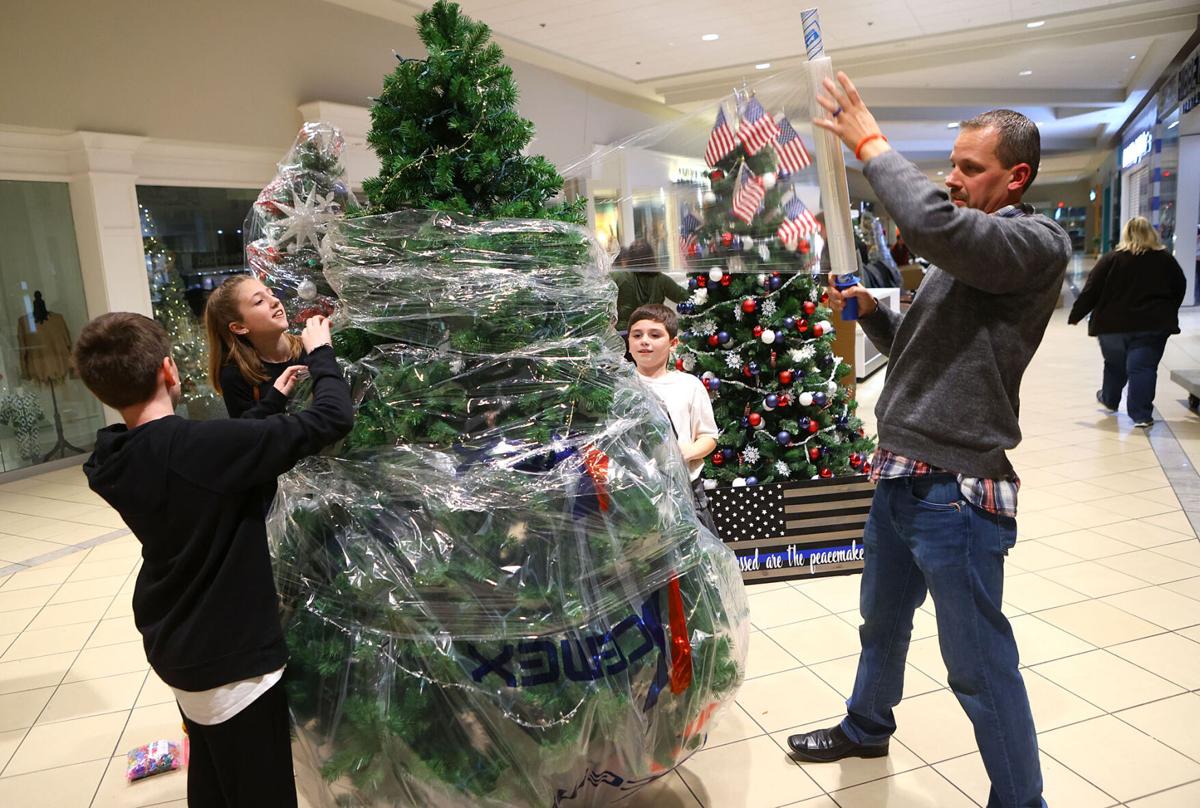 We Care tree auction 06.jpg