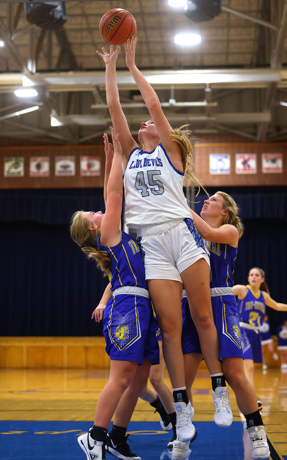 Kelly Best of 2021 - 46.jpg