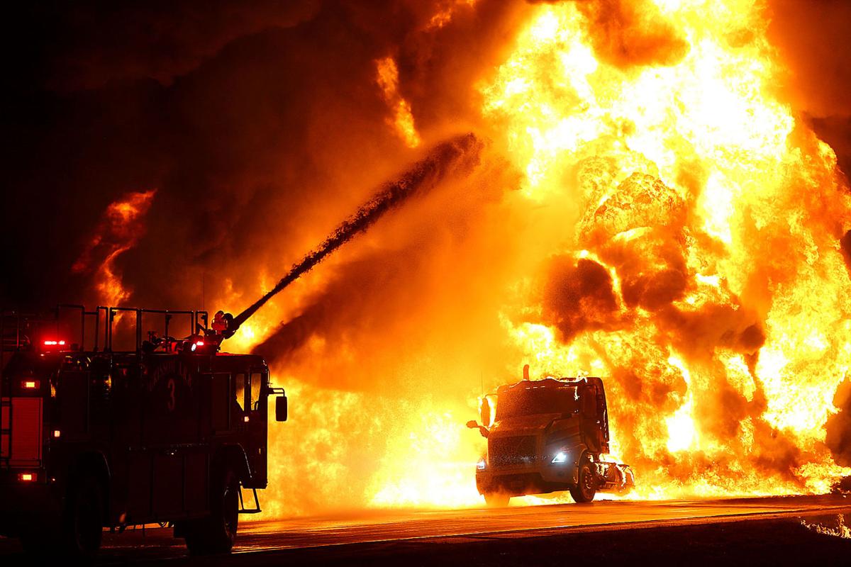 Tanker Fire 08.jpg