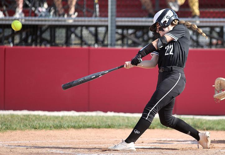Western semistate softball champs 08.jpg