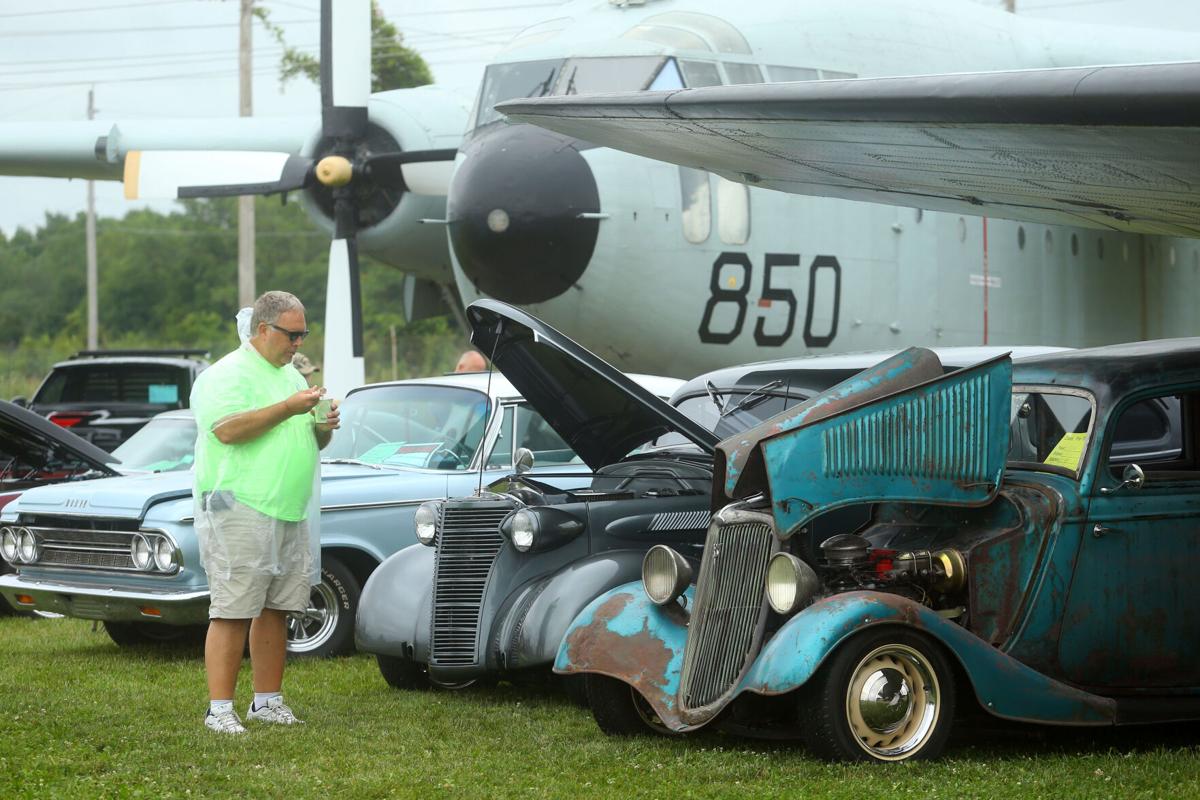 Warbird Cruise-In WEB ONLY 10.JPG