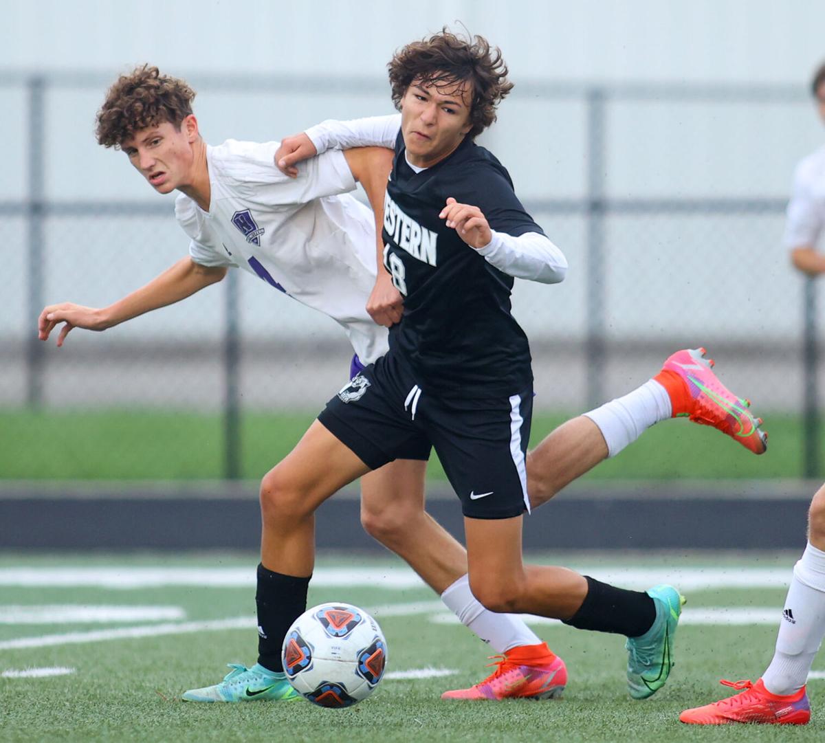 NW vs WHS boys sect soccer 08.jpg