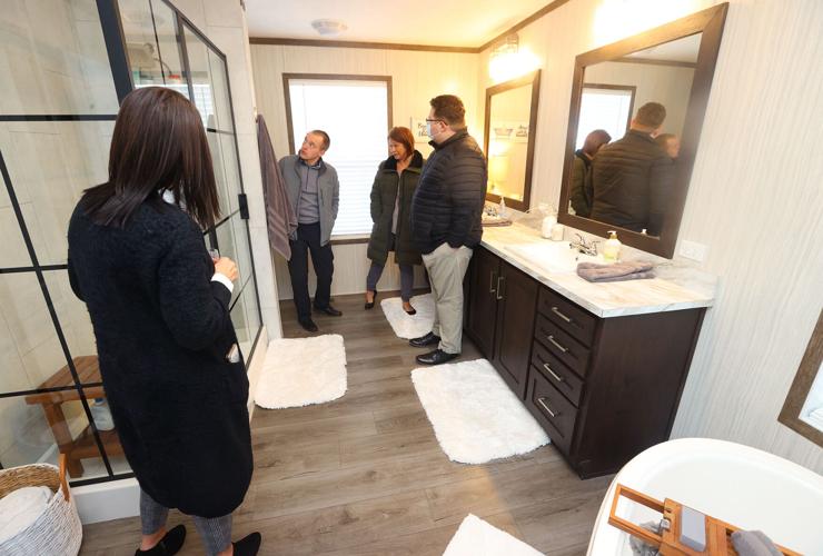 New subdivision, The Oaks of Kokomo, holds open house Local news