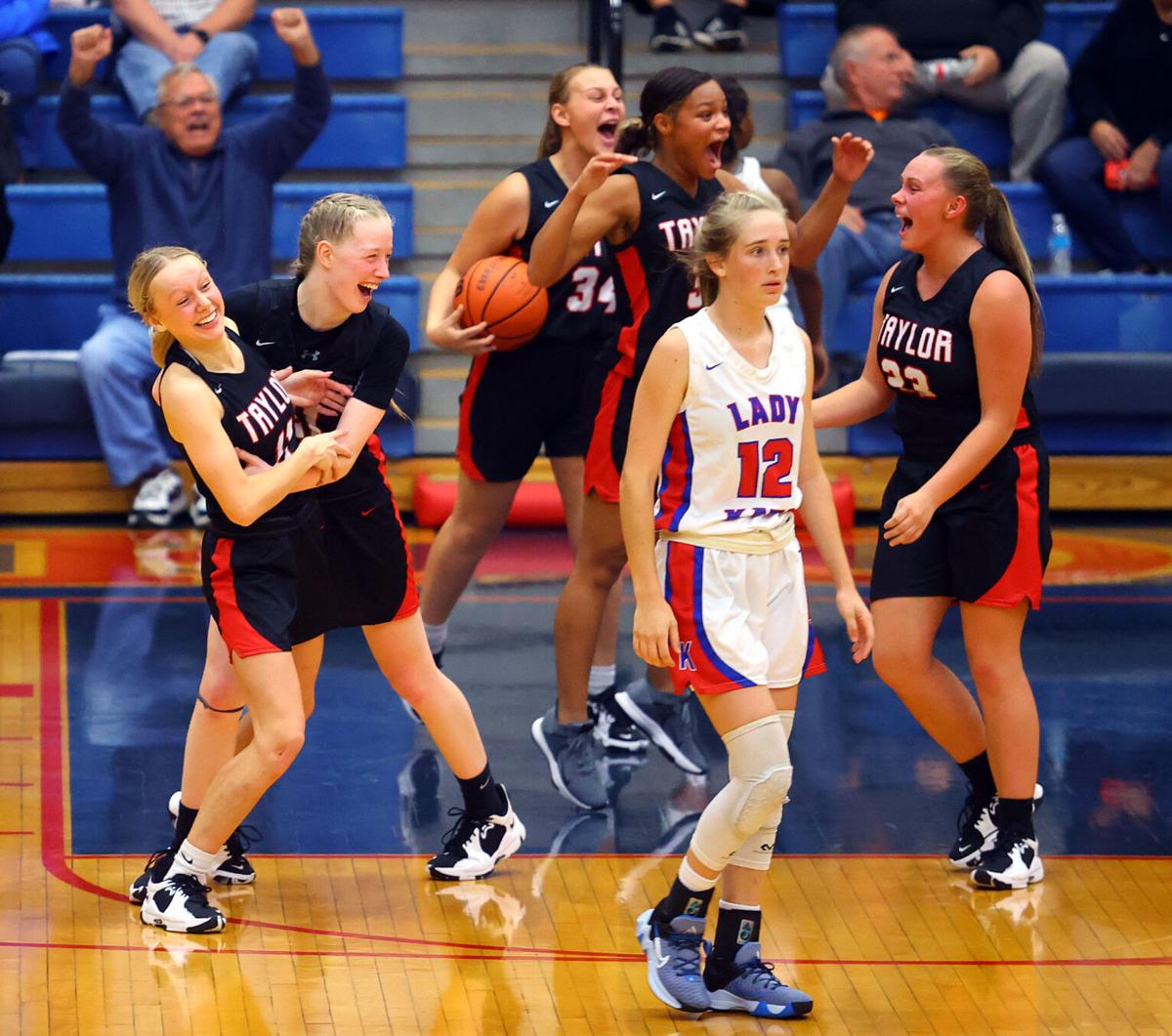Taylor vs KHS GBB 20.jpg